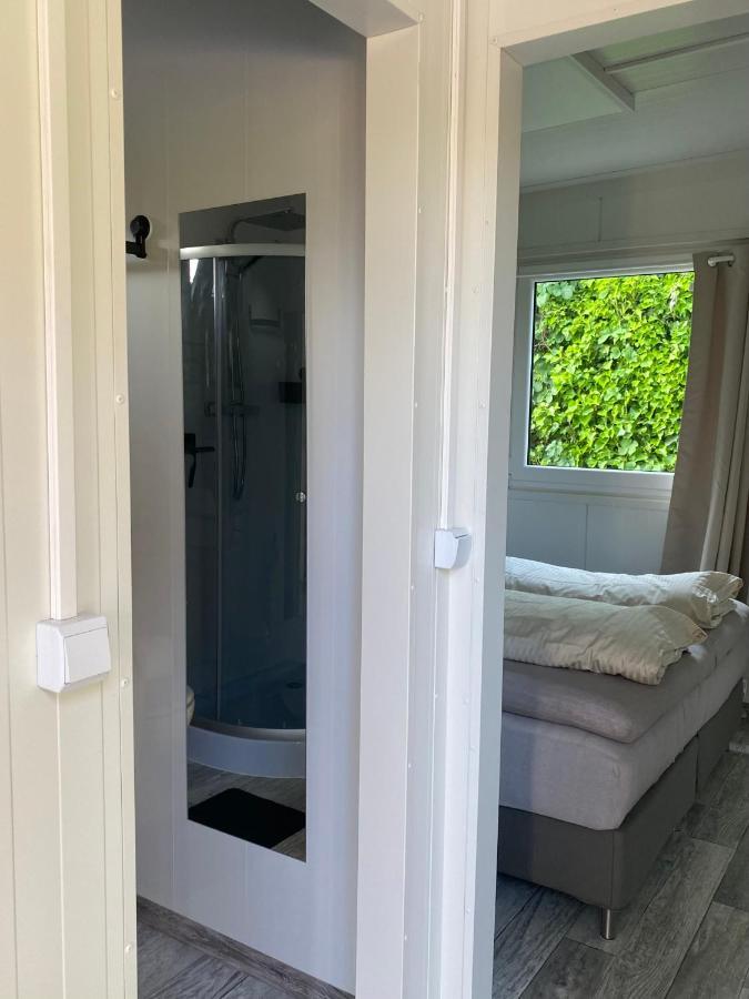 Tiny House Qirih Guest House Zierikzee Exterior photo